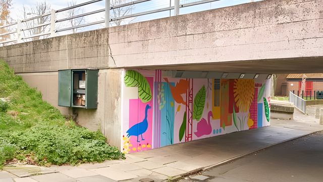 Application to create Thamesmead Mural 